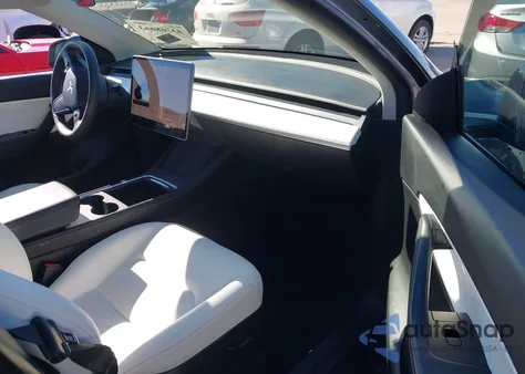 2022 Tesla Model Y Long Range Dual Motor All-Wheel Drive from USA, damaged, VIN 7SAYGDEE8NF311908